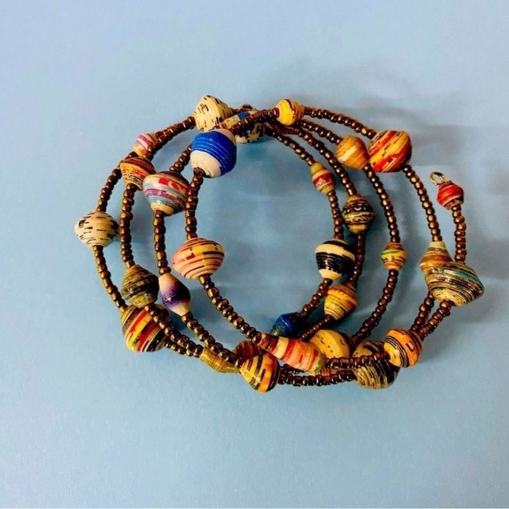 Womens Beaded Stretch Bracelet Light Toned